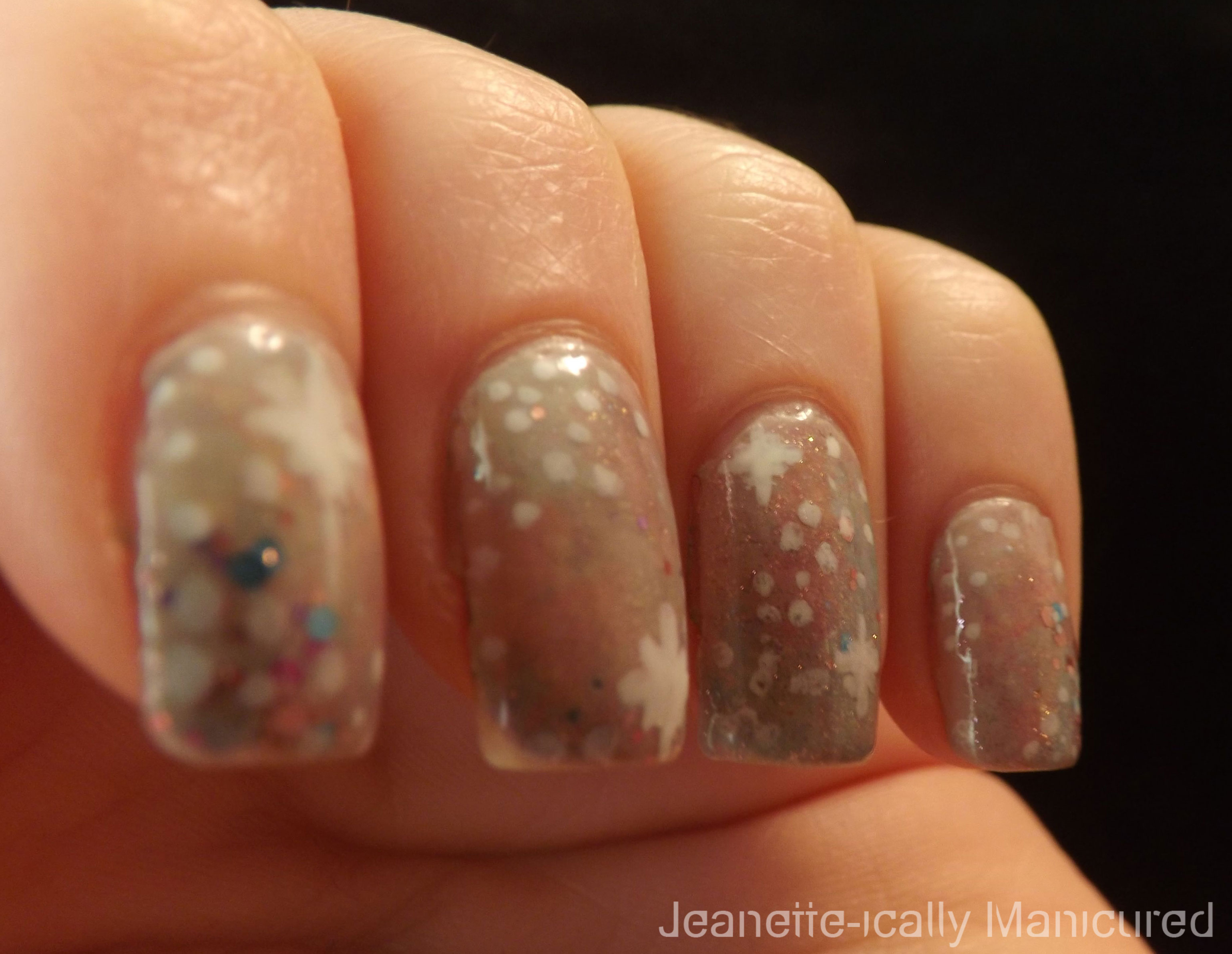 pale-colors-galaxy-mani